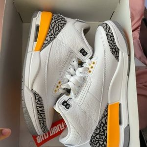 AIR JORDAN 3 RETRO